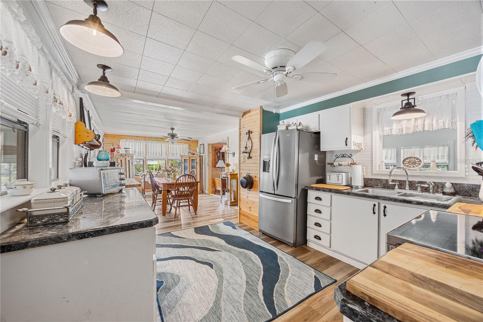 965 CR 461, LAKE PANASOFFKEE, FL, 33538