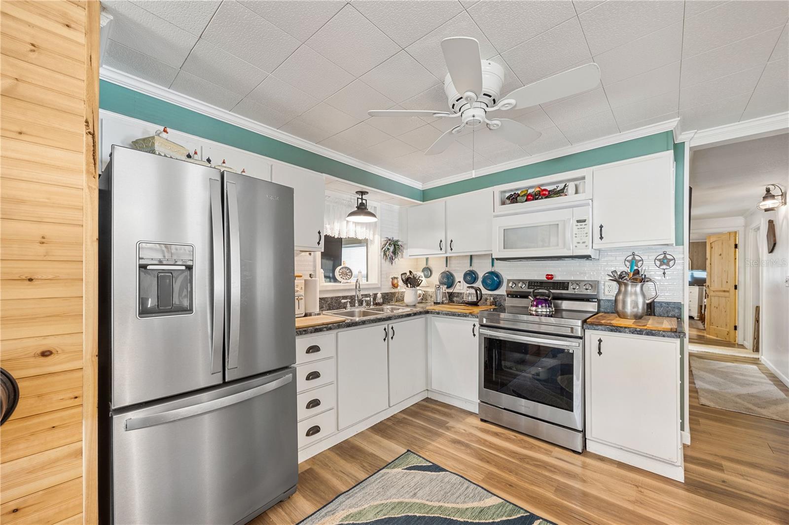 965 CR 461, LAKE PANASOFFKEE, FL, 33538