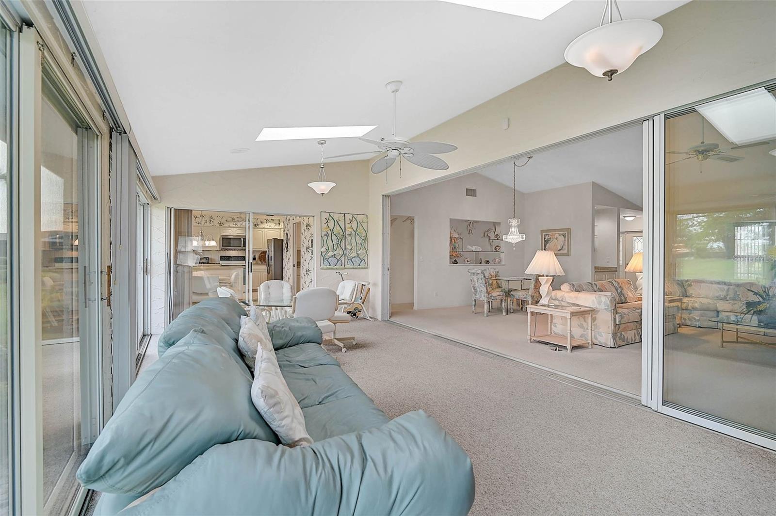 4360 PRESIDENTIAL AVENUE CIR E, BRADENTON, FL, 34203