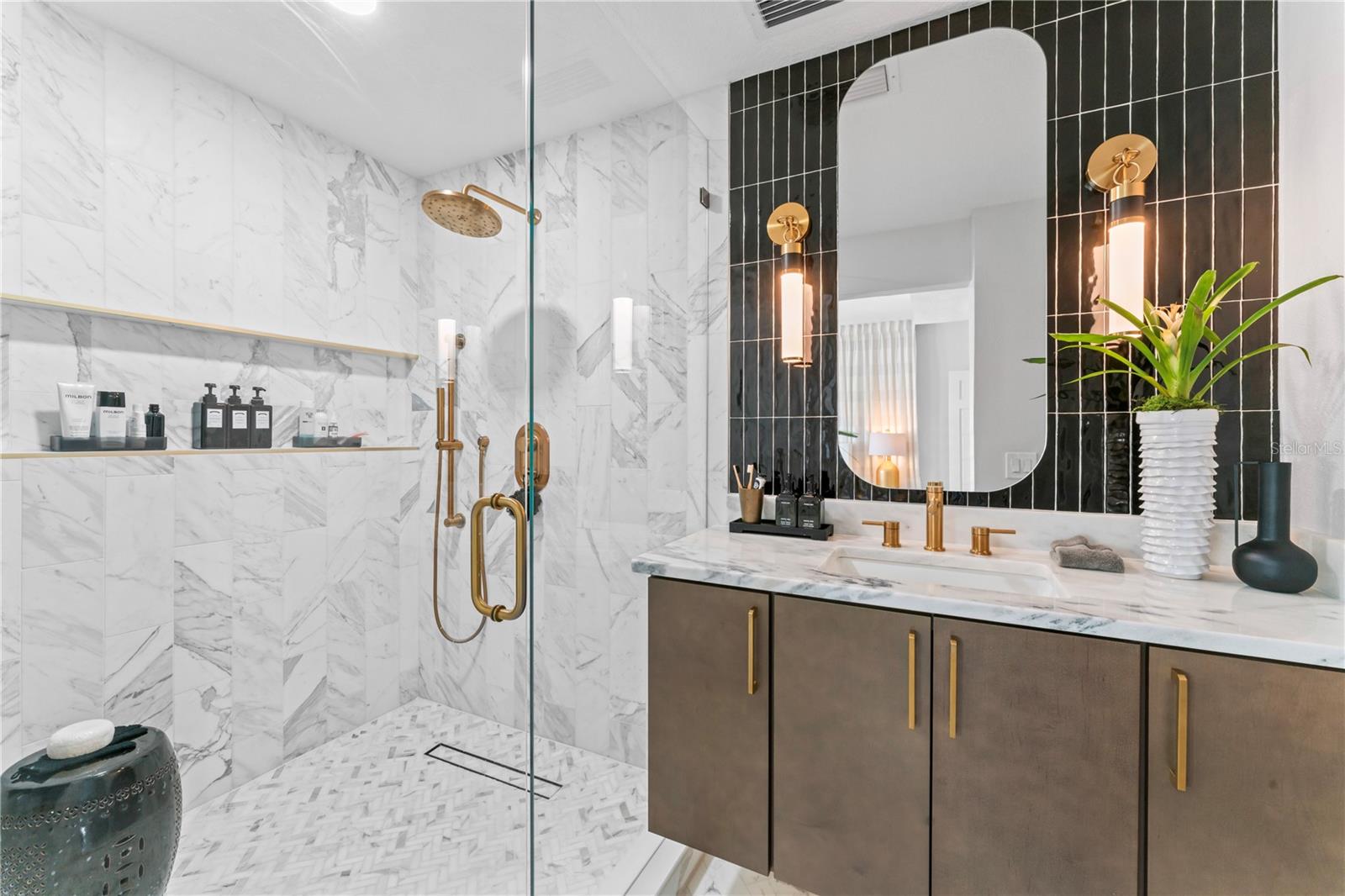 4950 BAYSHORE BLVD #27, TAMPA, FL, 33611