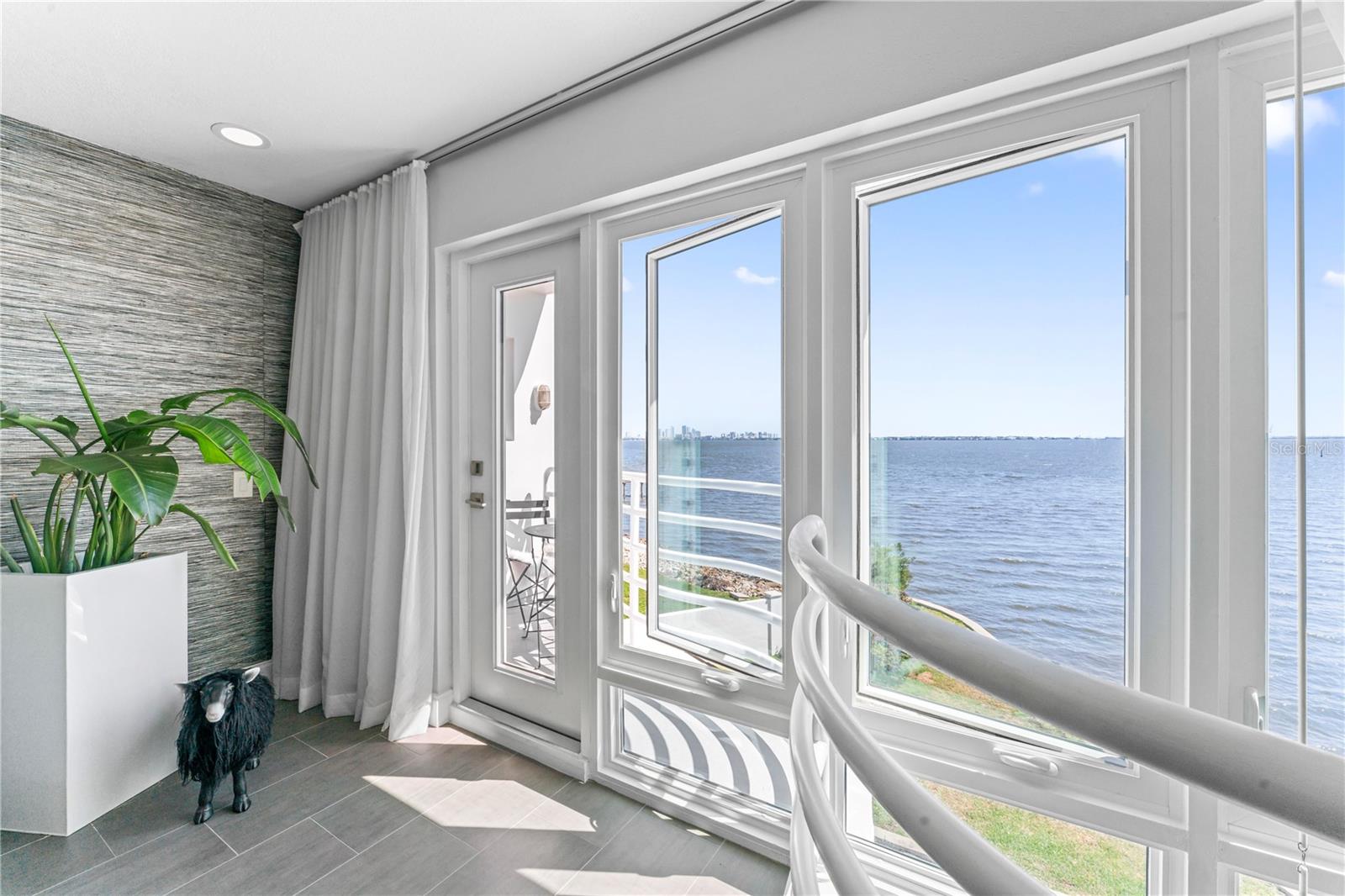 4950 BAYSHORE BLVD #27, TAMPA, FL, 33611