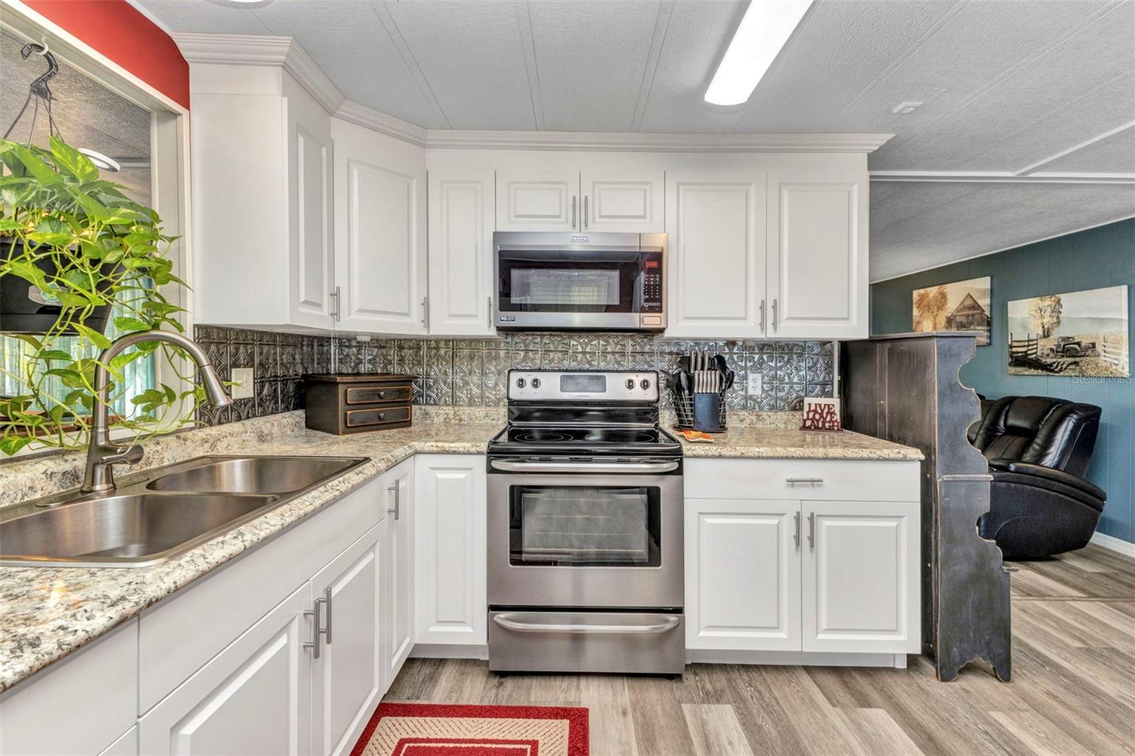 ALLIGATOR PARK COOP, PUNTA GORDA, FL, 33950