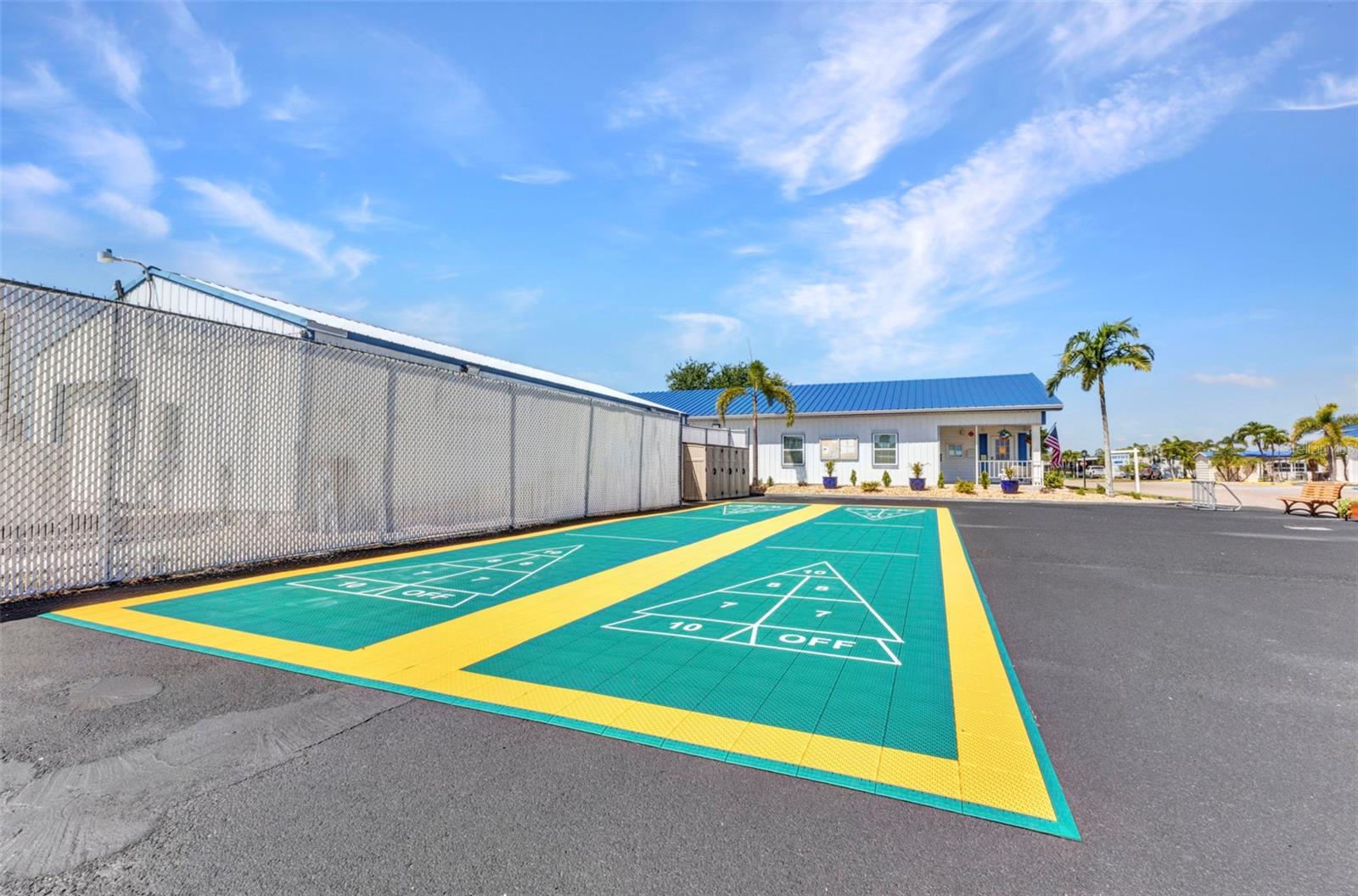 ALLIGATOR PARK COOP, PUNTA GORDA, FL, 33950