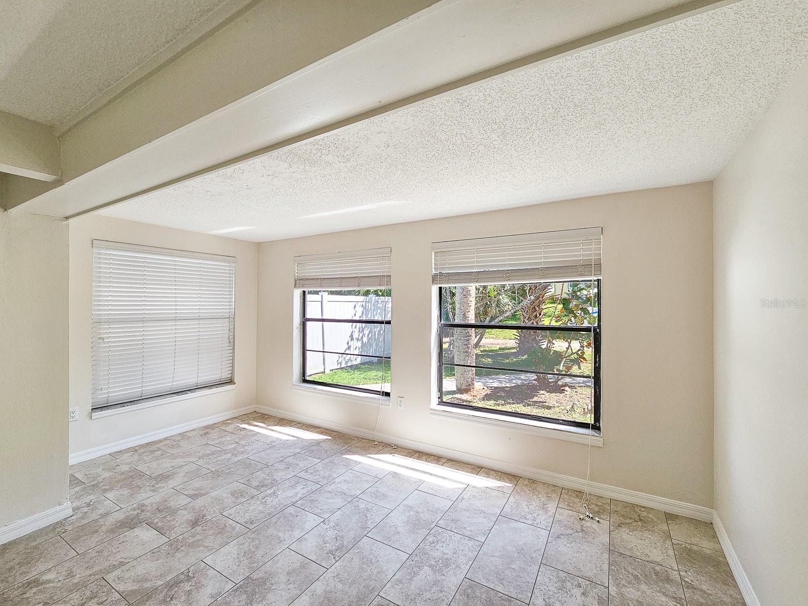 1427 S DAYTONA AVE, FLAGLER BEACH, FL, 32136