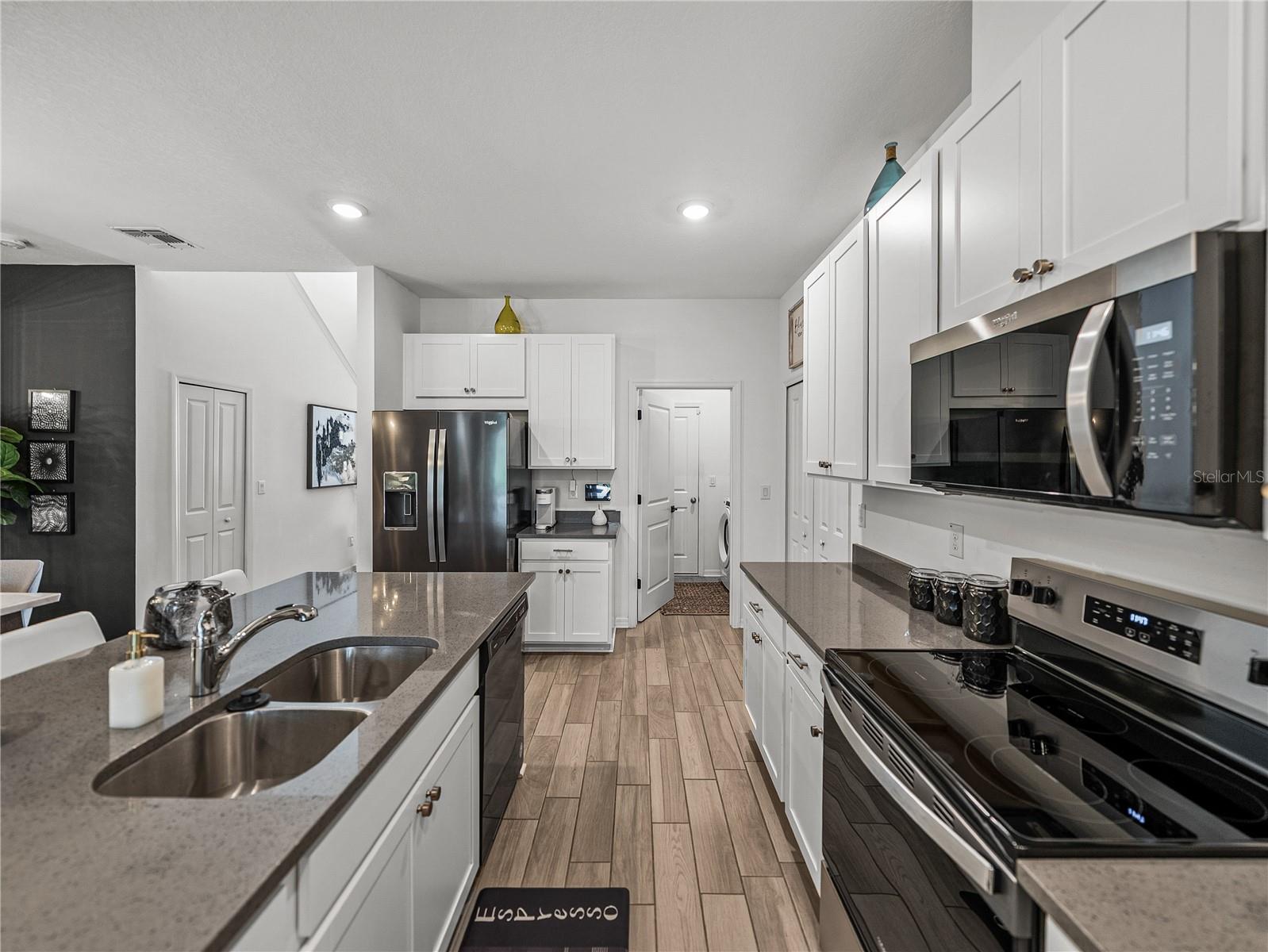 34135 WHITE FOUNTAIN CT, WESLEY CHAPEL, FL, 33545