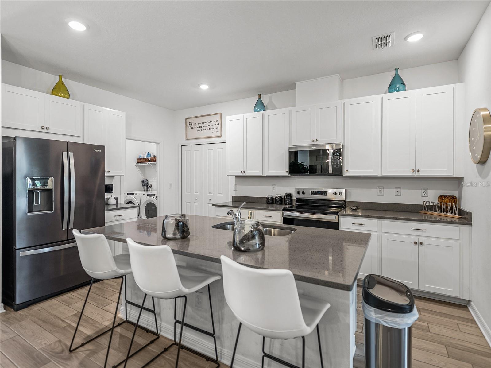 34135 WHITE FOUNTAIN CT, WESLEY CHAPEL, FL, 33545