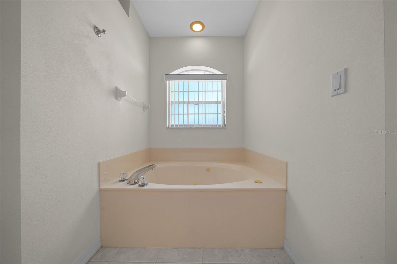 8895 SW 57TH CT RD, OCALA, FL, 34476