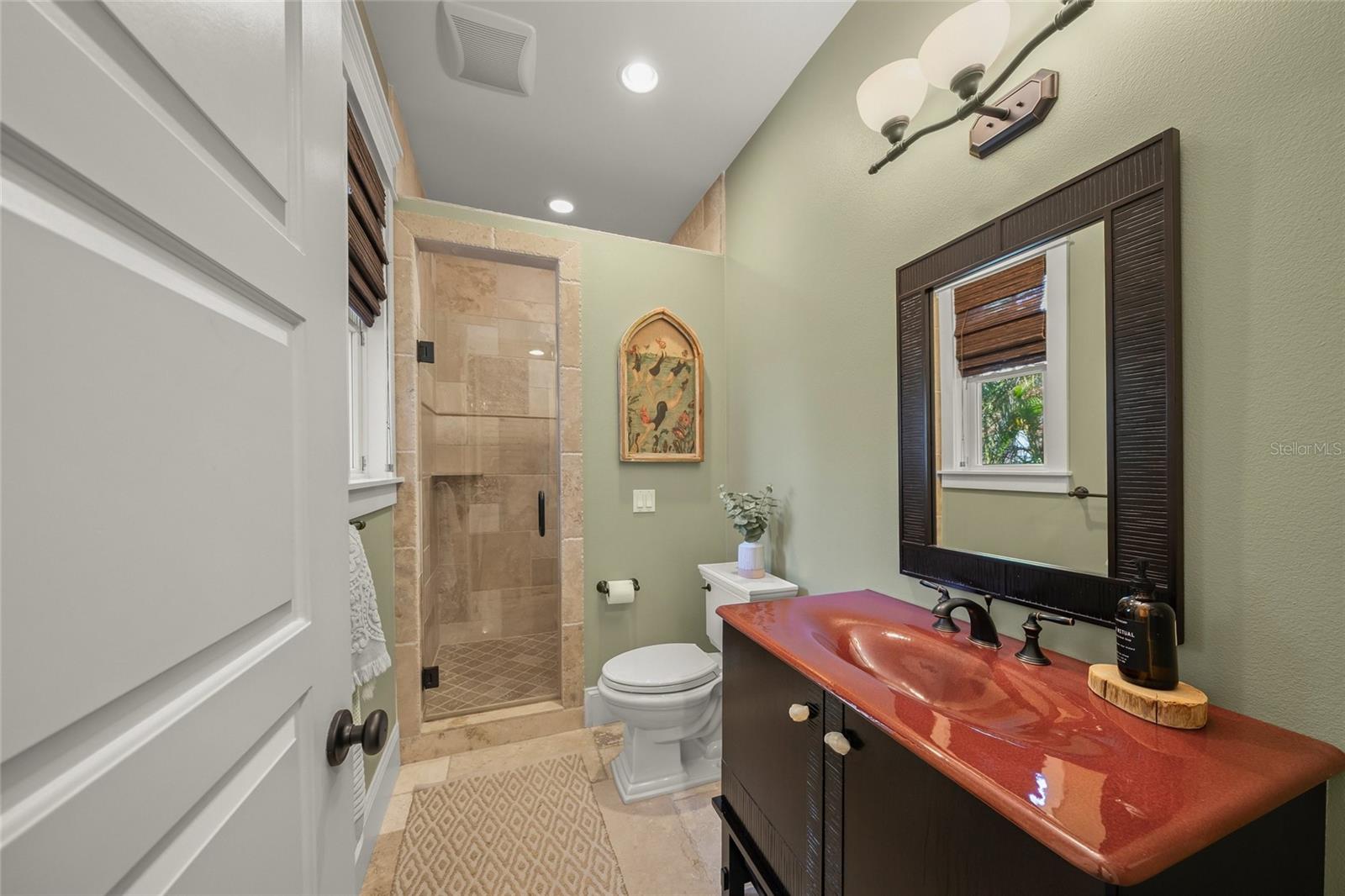 A4648533 Property Photo