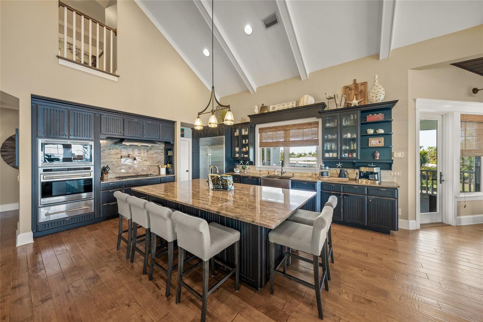 A4648533 Property Photo