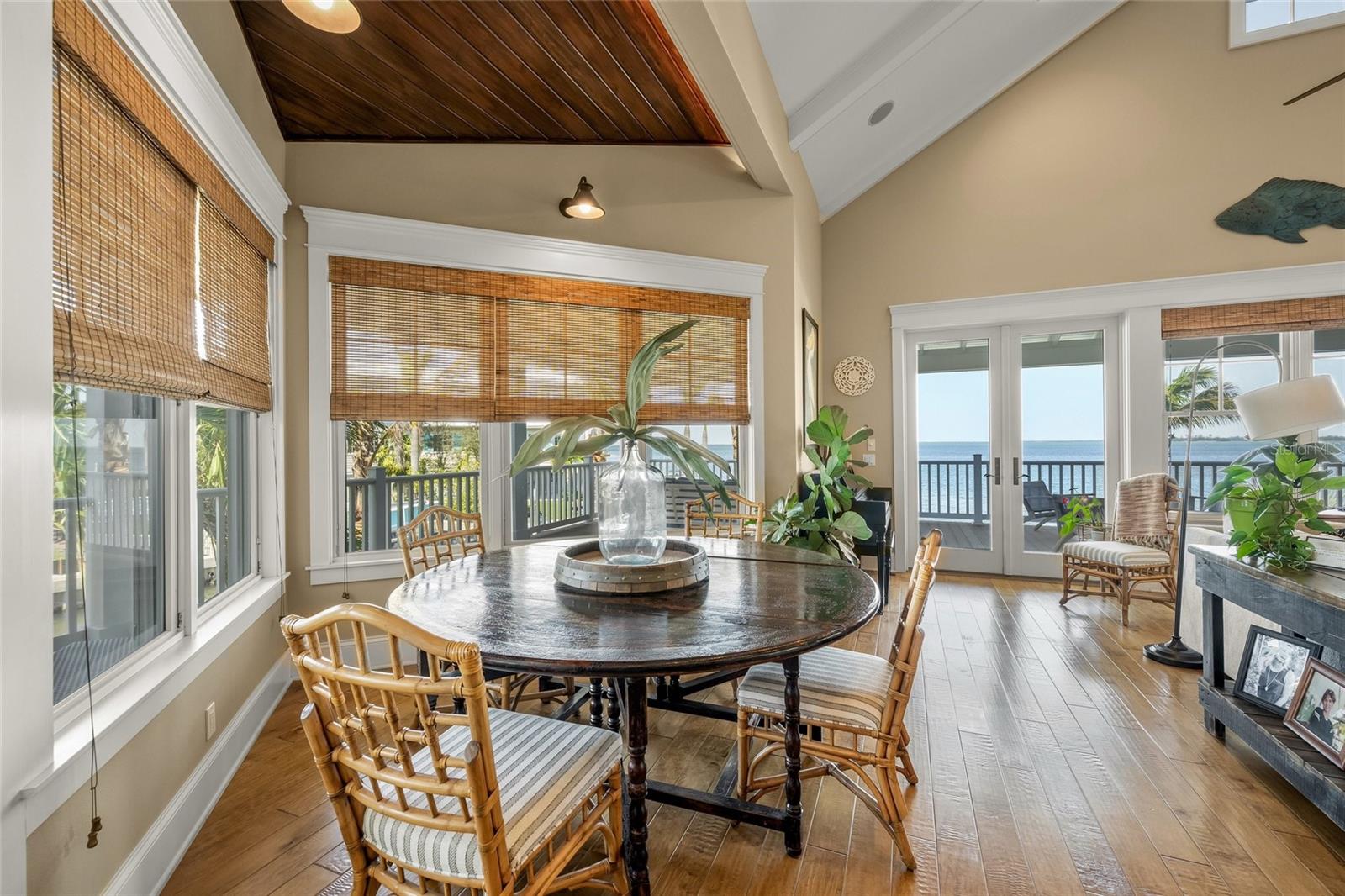 A4648533 Property Photo