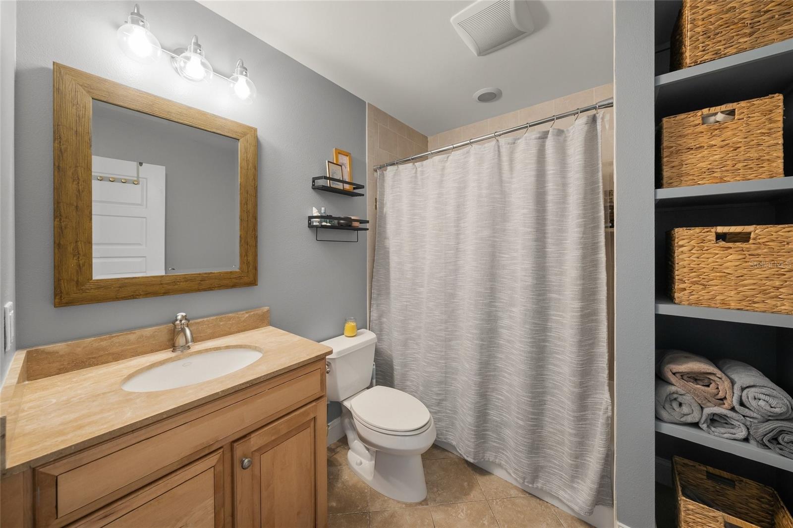 A4648533 Property Photo
