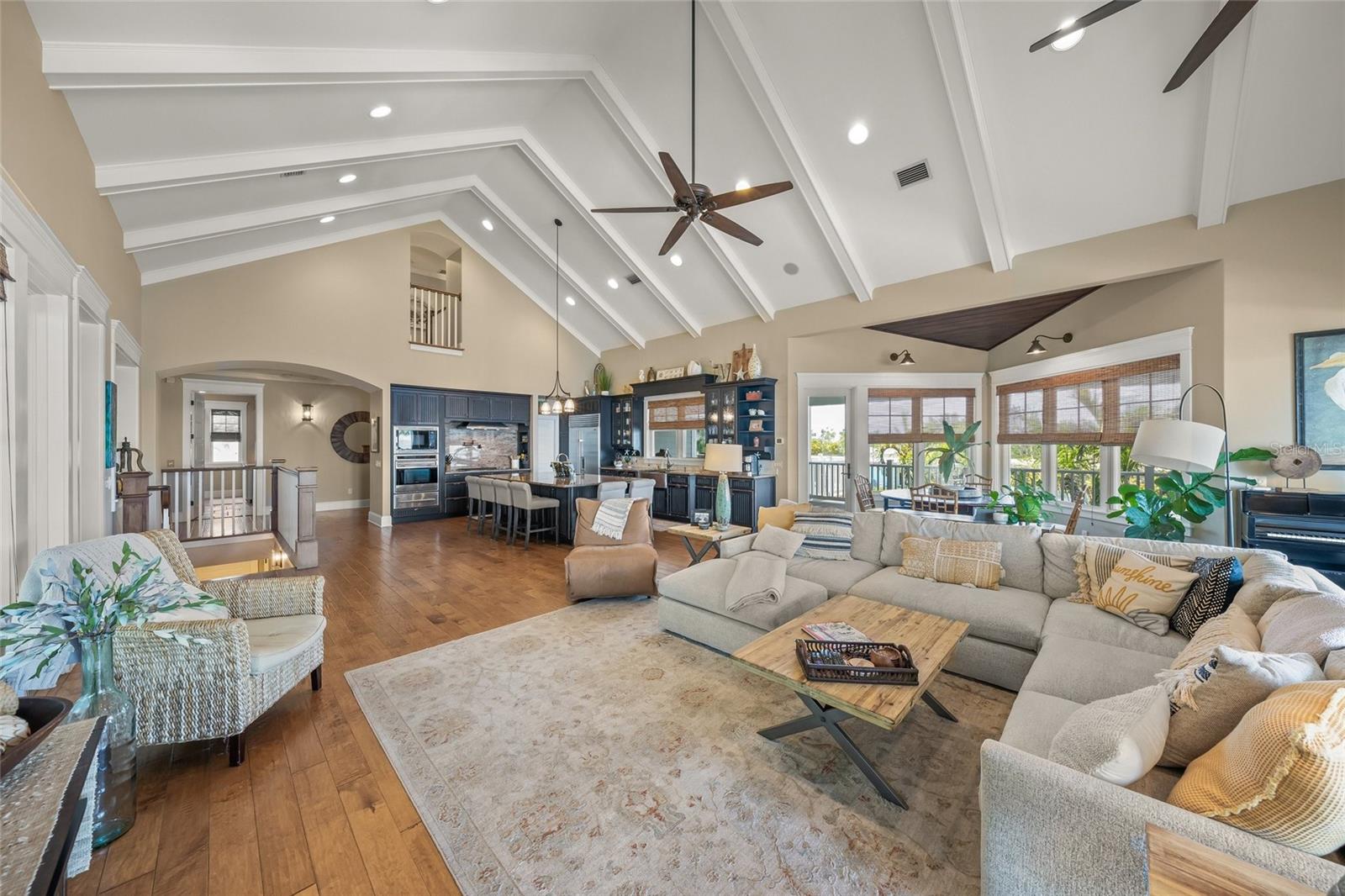 A4648533 Property Photo
