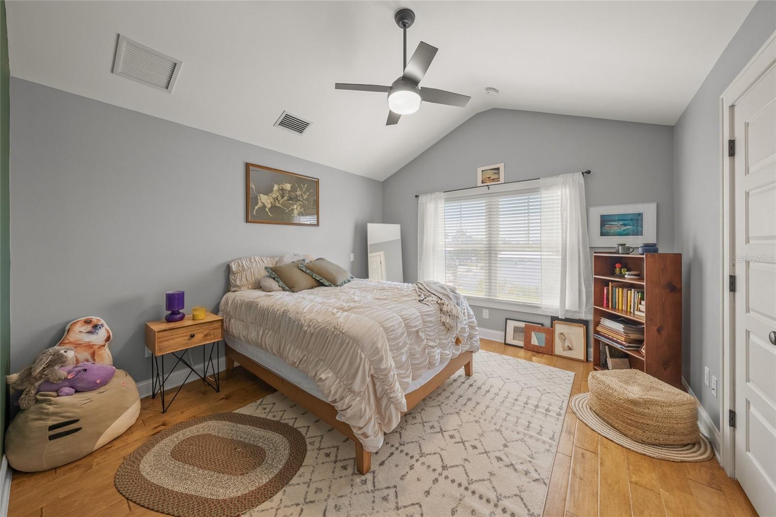 A4648533 Property Photo