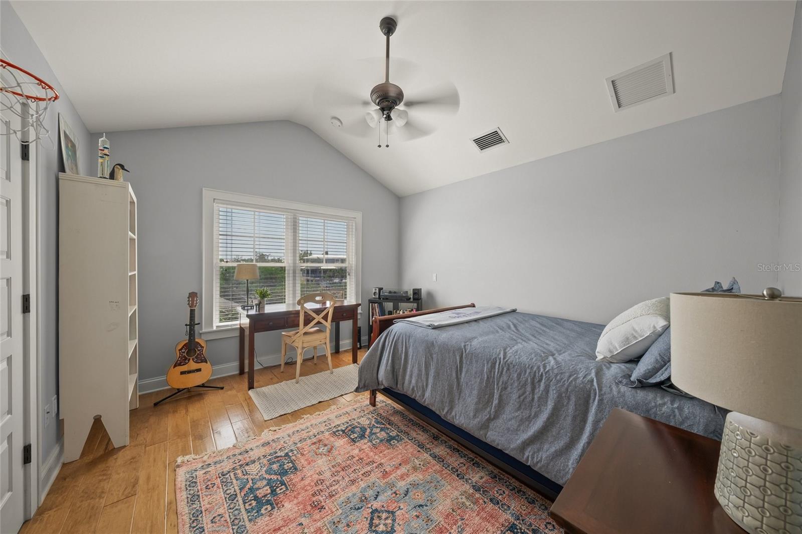 A4648533 Property Photo