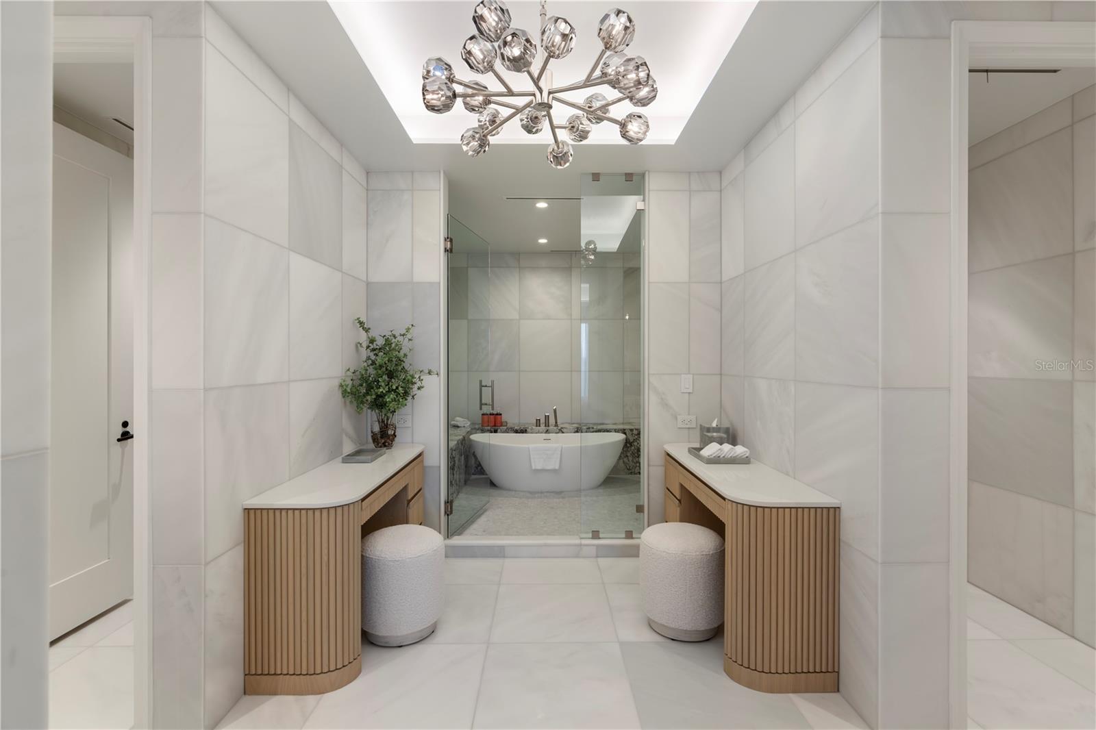 O6299022 Property Photo