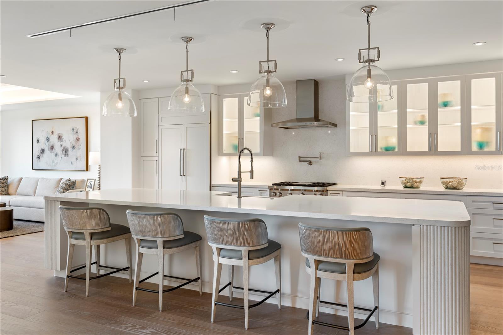 O6299022 Property Photo