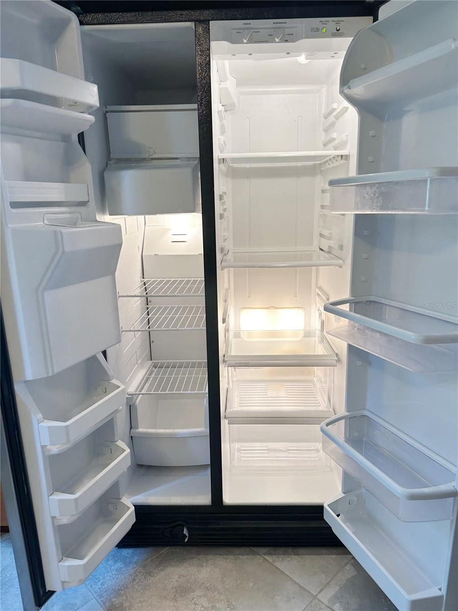 5242 BEACH DR SE, ST PETERSBURG, FL, 33705