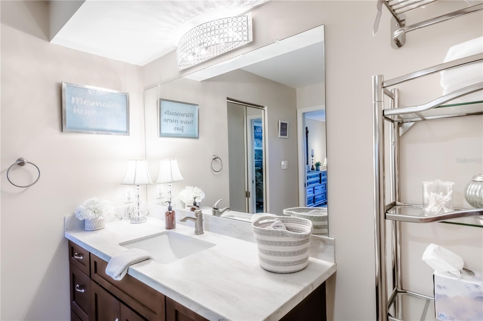 821 WATERSIDE DR #106, VENICE, FL, 34285