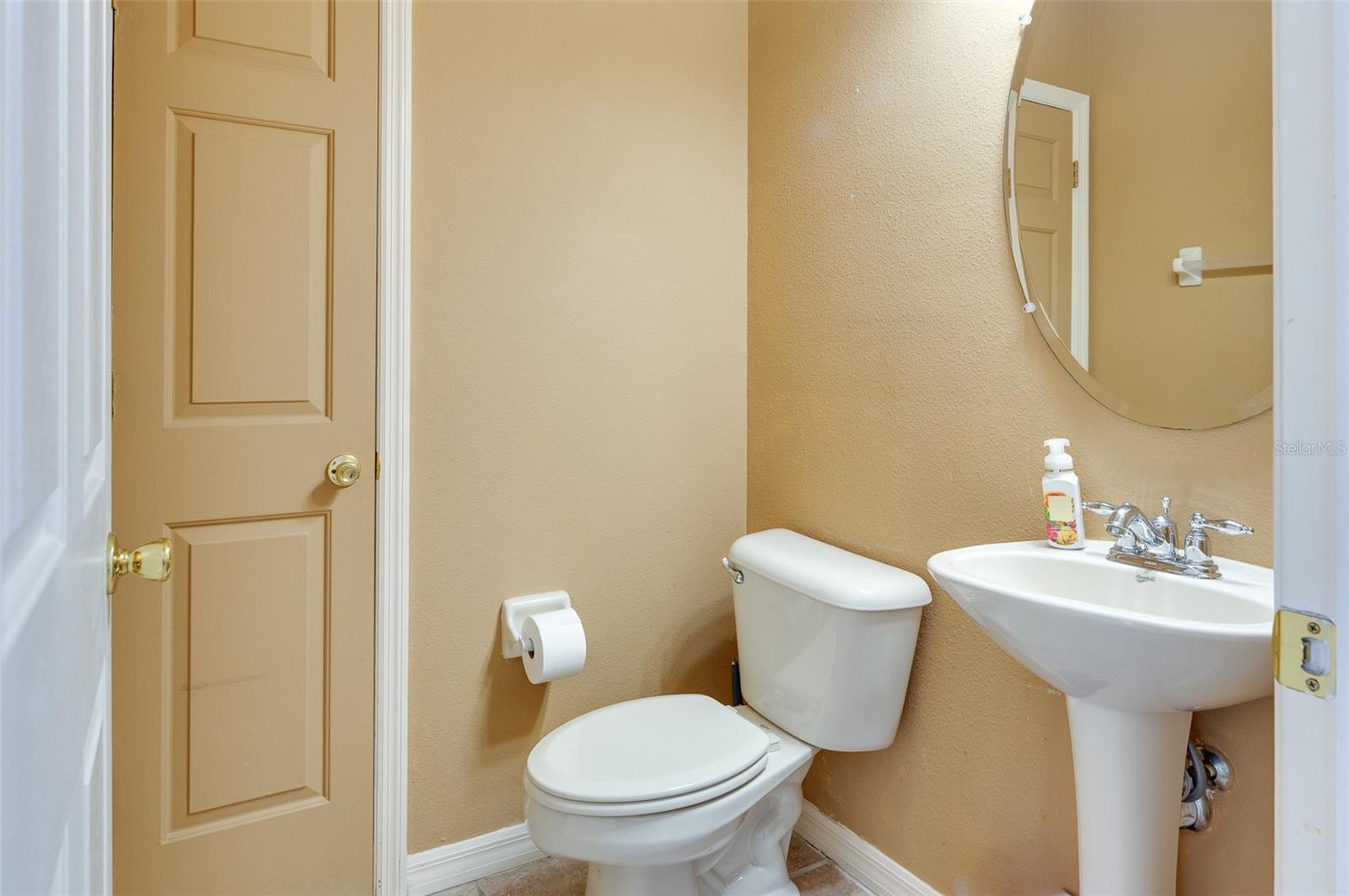 1105 VENETIAN HARBOR DR NE, ST PETERSBURG, FL, 33702