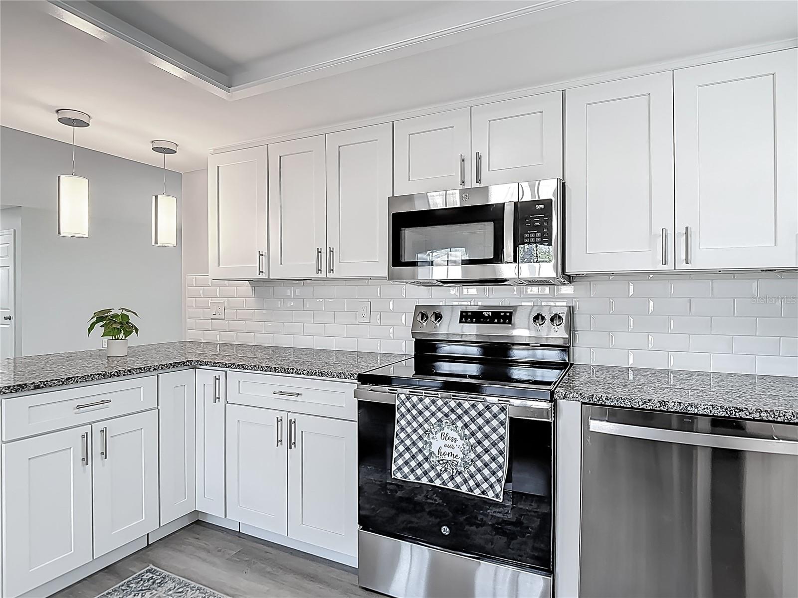 9315 DRESDEN LN, PORT RICHEY, FL, 34668