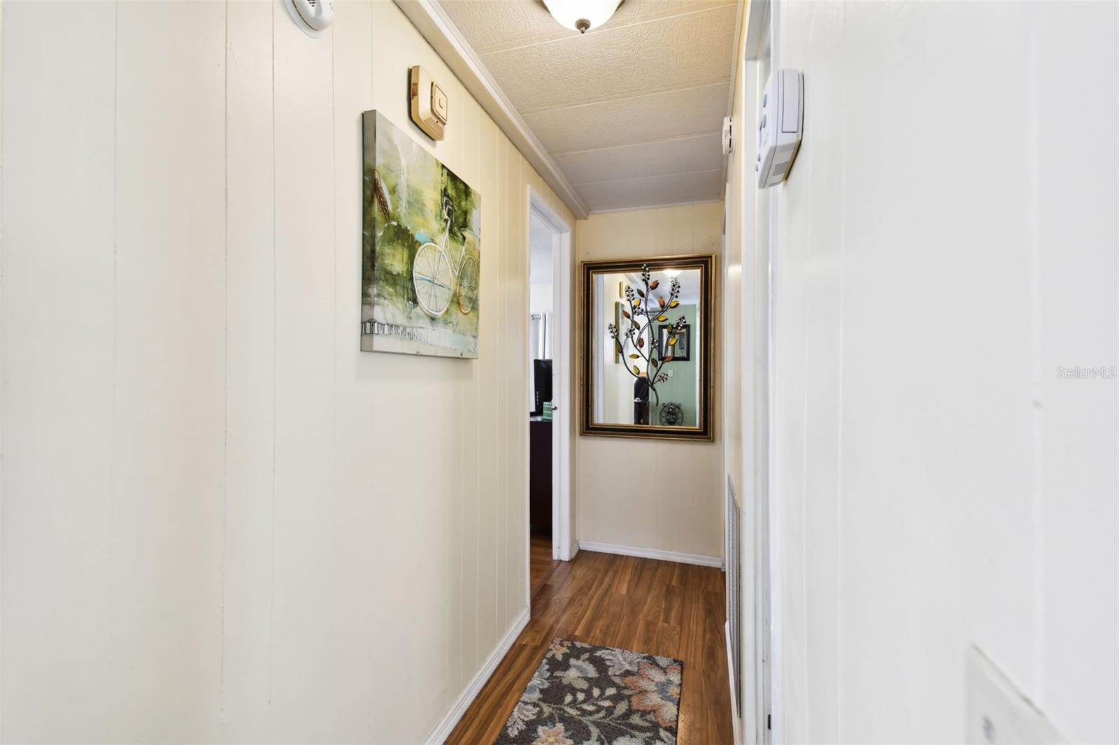 TB8373489 Property Photo