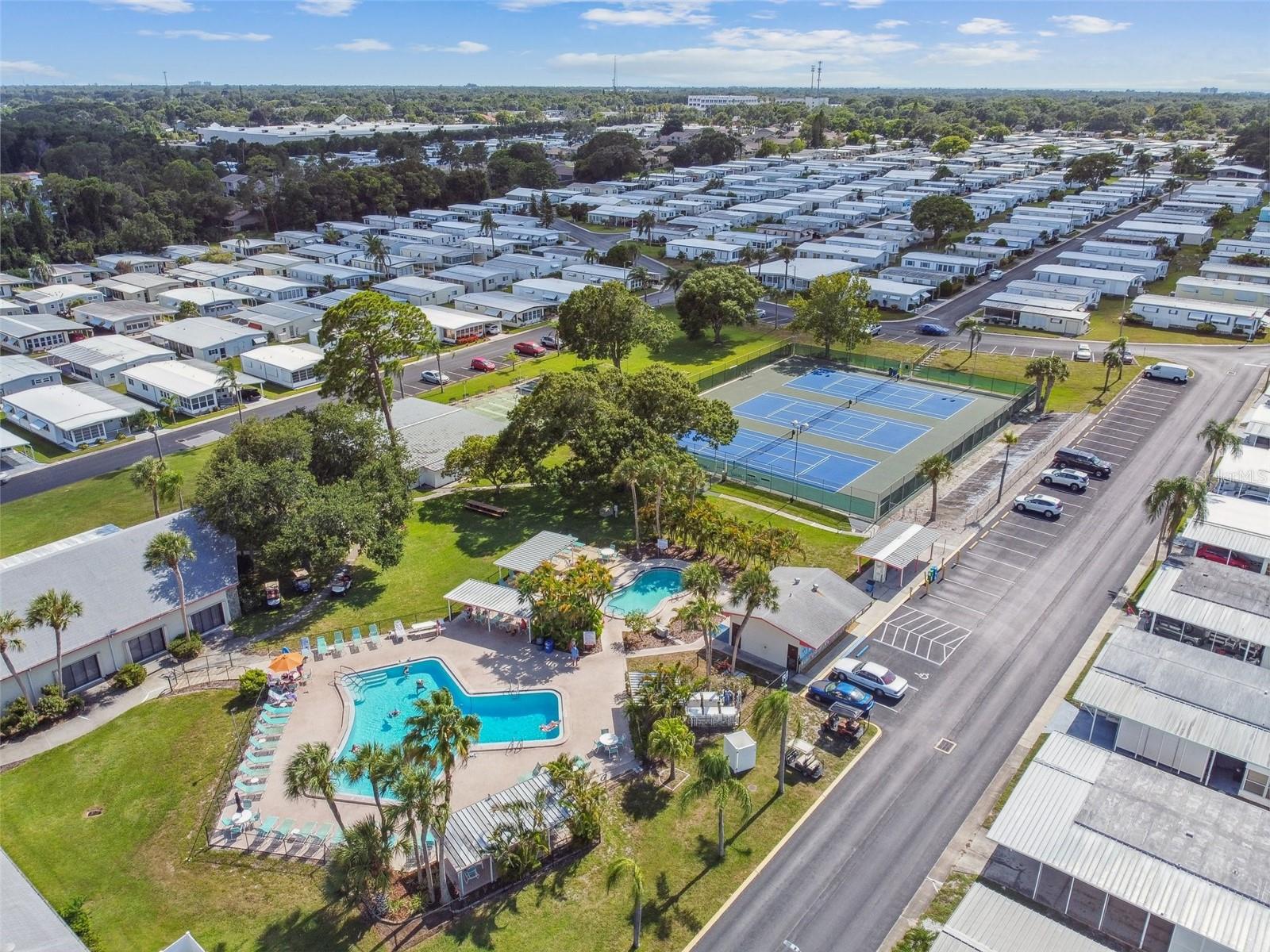 TB8373489 Property Photo