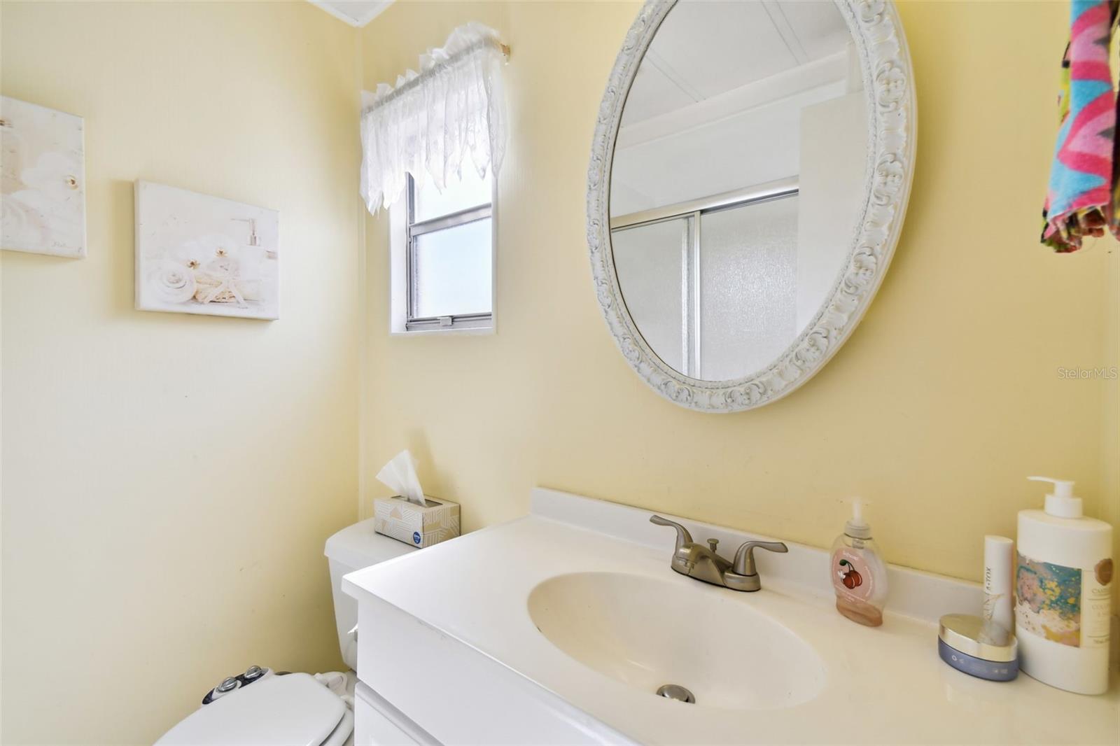 TB8373489 Property Photo