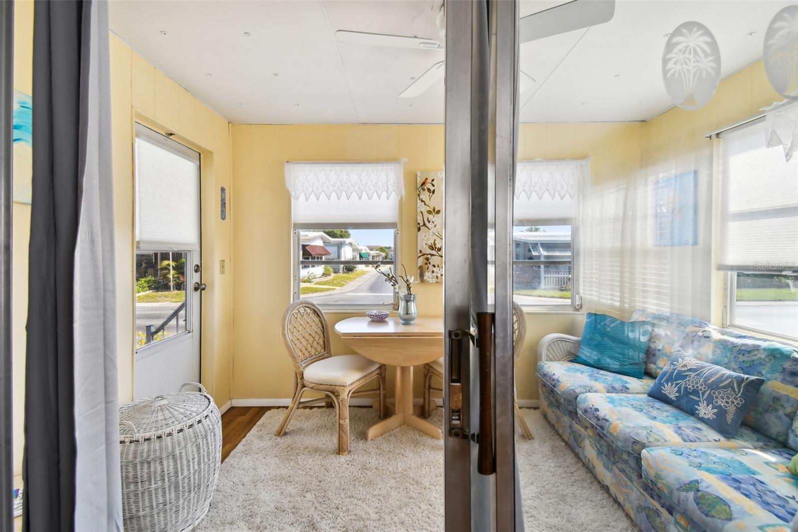 TB8373489 Property Photo