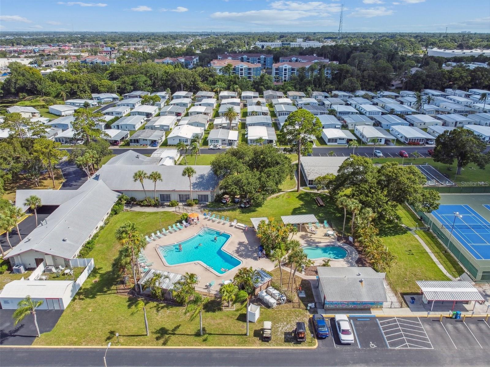 TB8373489 Property Photo