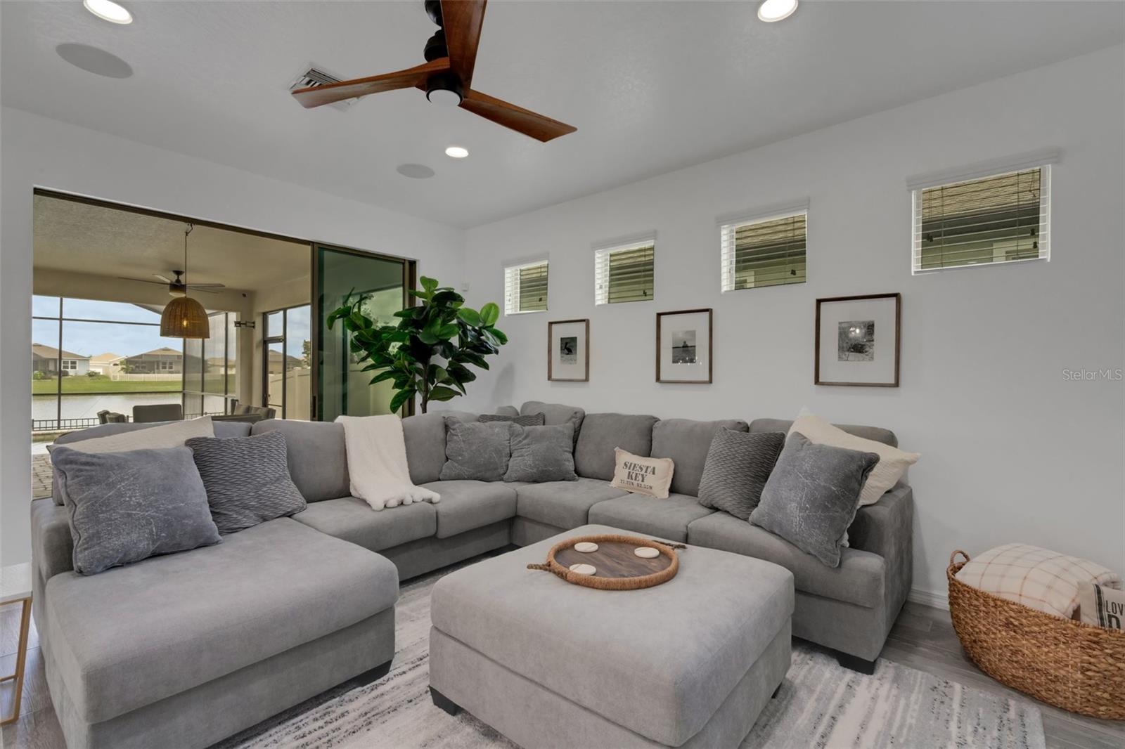 7859 YALE HARBOR DR, WESLEY CHAPEL, FL, 33545