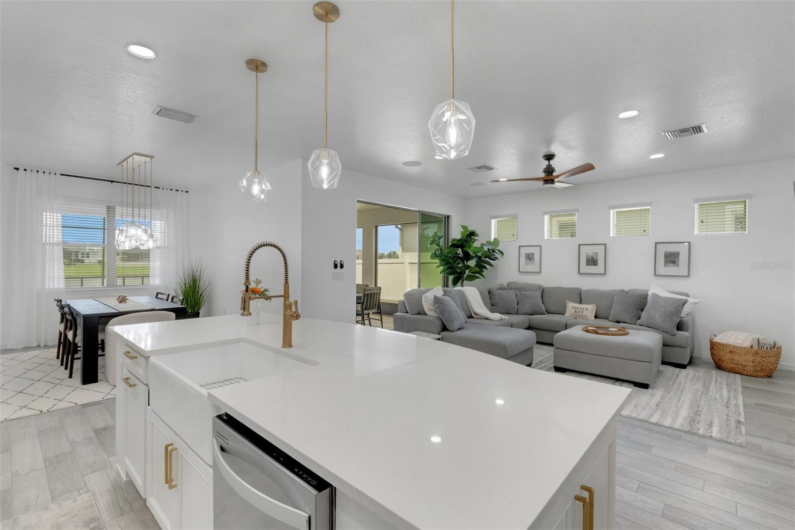 7859 YALE HARBOR DR, WESLEY CHAPEL, FL, 33545