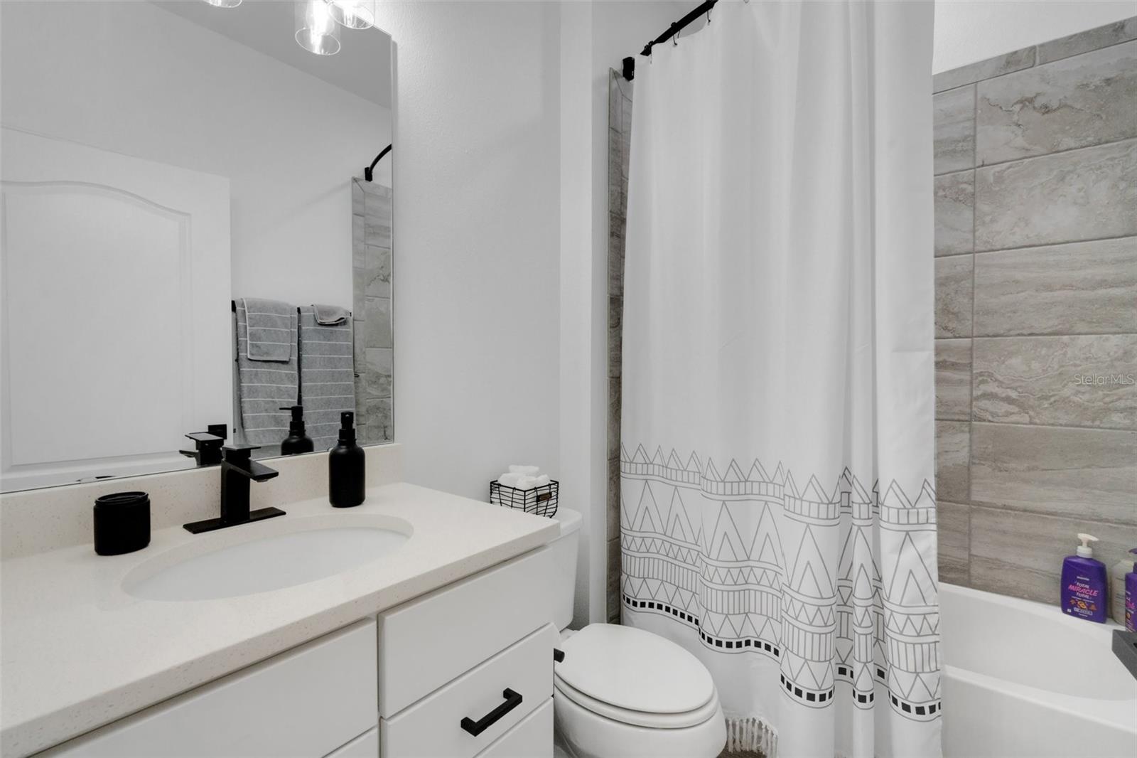 7859 YALE HARBOR DR, WESLEY CHAPEL, FL, 33545