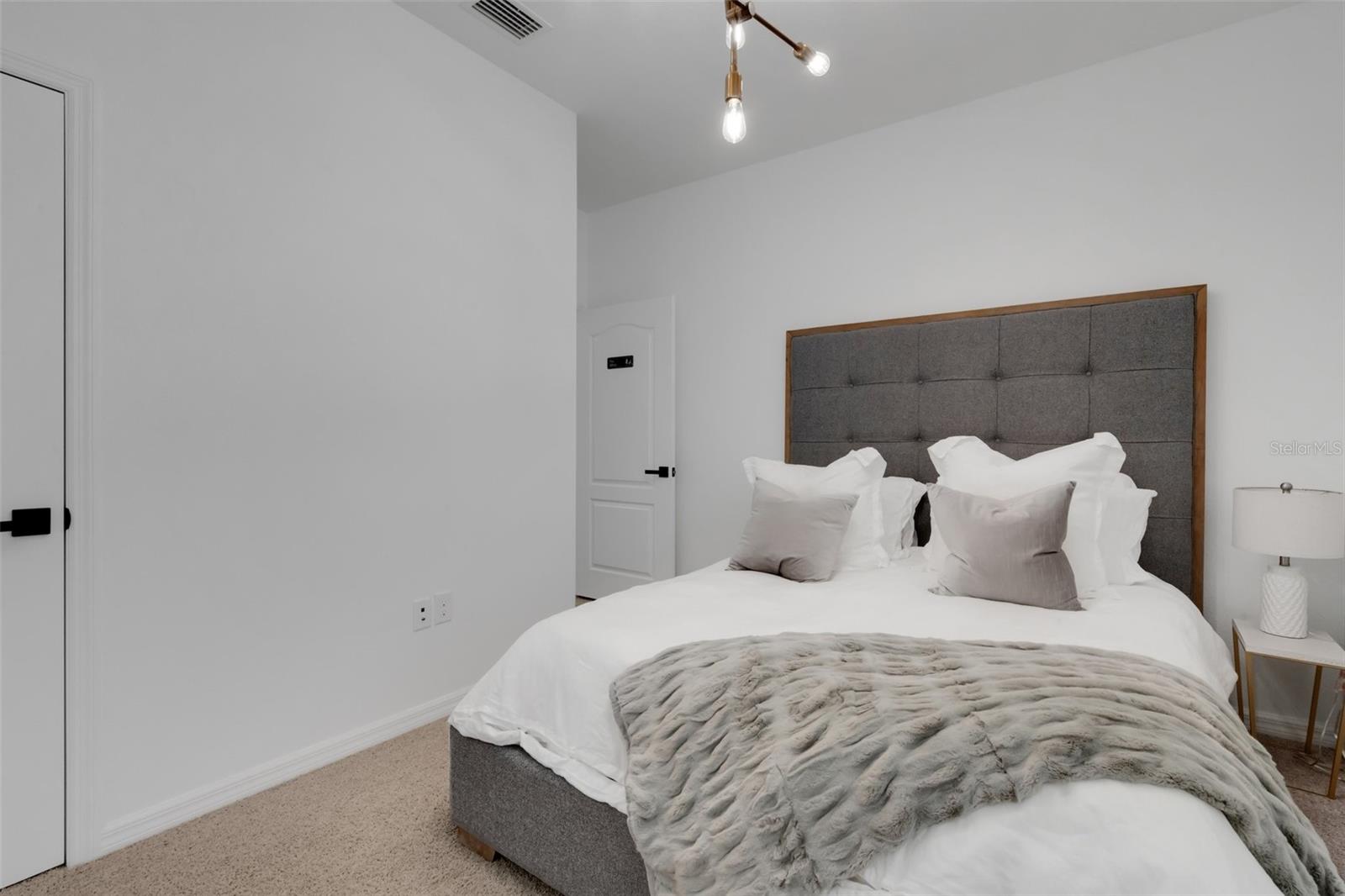 7859 YALE HARBOR DR, WESLEY CHAPEL, FL, 33545