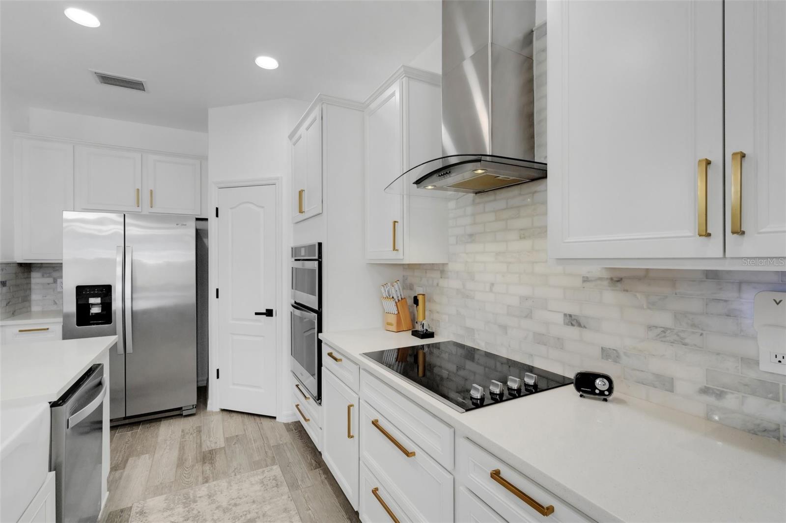 7859 YALE HARBOR DR, WESLEY CHAPEL, FL, 33545