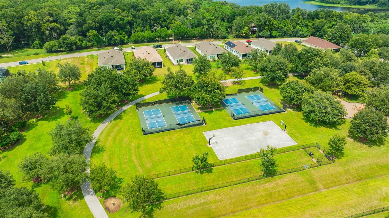 14174 THOROUGHBRED DR, DADE CITY, FL, 33525