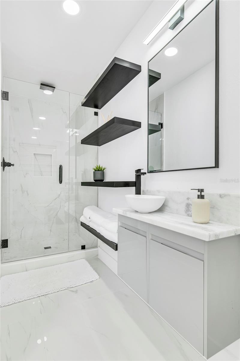 1921 FERN AVE, SARASOTA, FL, 34235