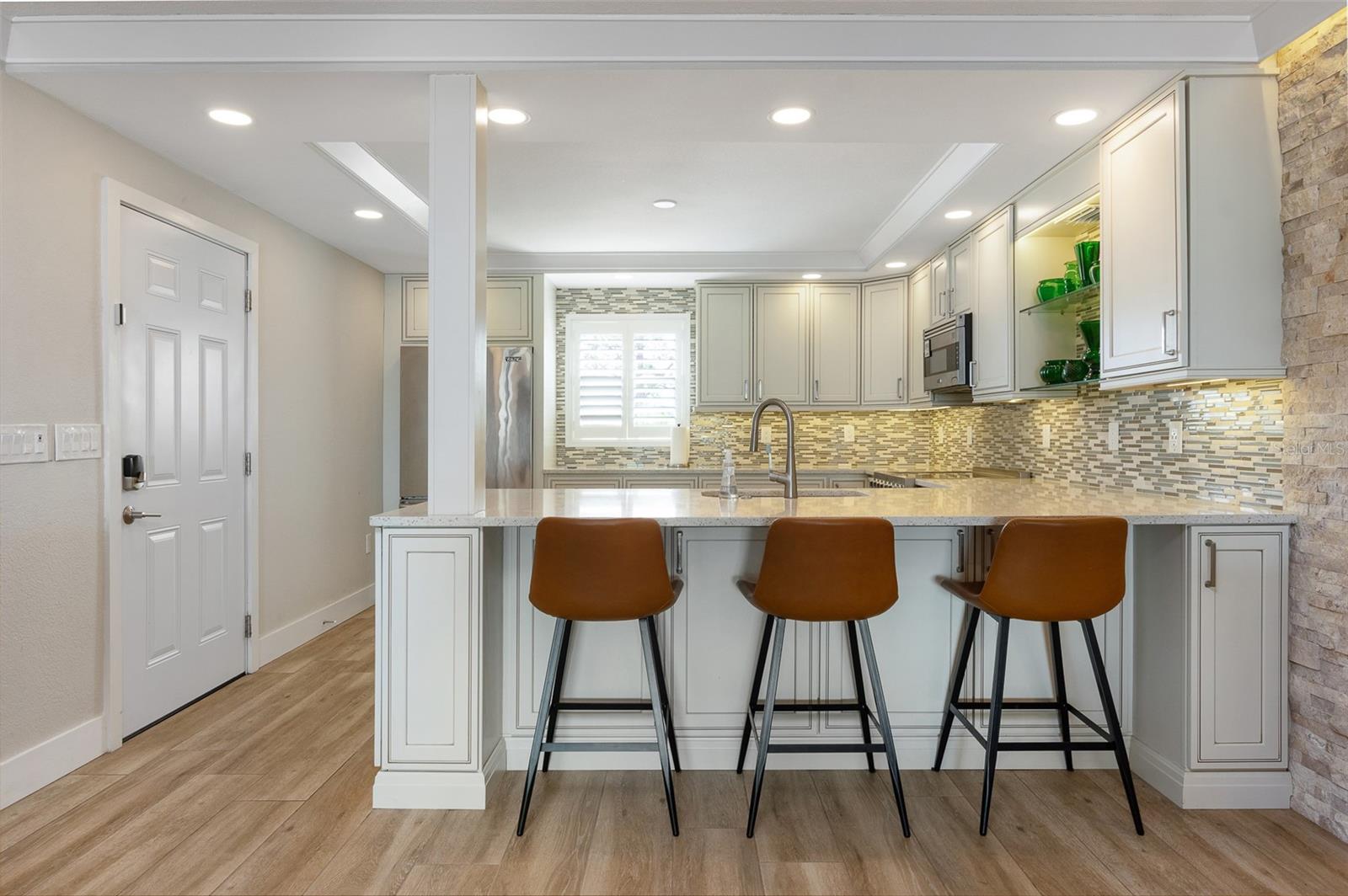 326 WINDRUSH BLVD #101, INDIAN ROCKS BEACH, FL, 33785