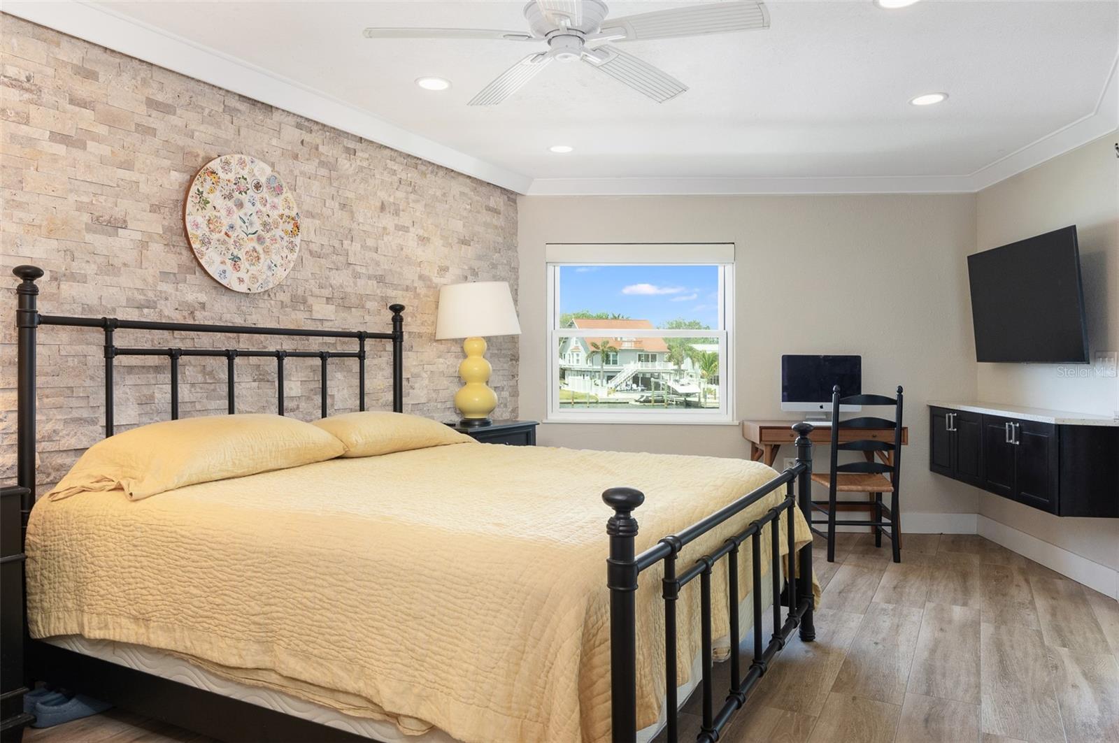 326 WINDRUSH BLVD #101, INDIAN ROCKS BEACH, FL, 33785