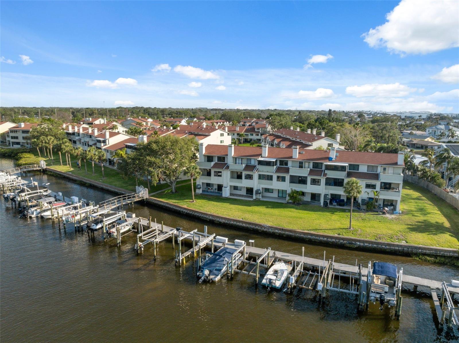 2387 HANOVER DR #2387, DUNEDIN, FL, 34698