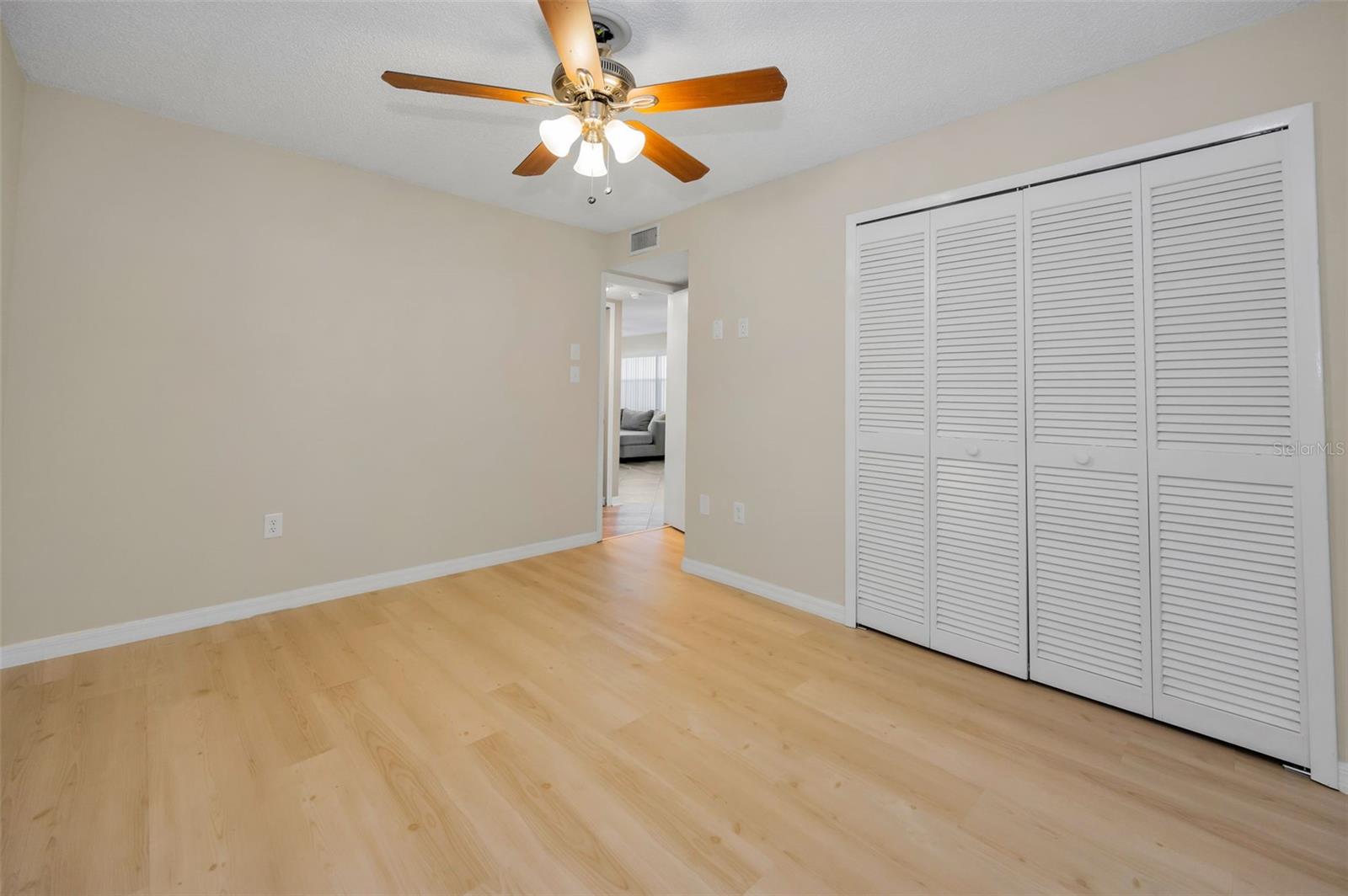502 HAMMOCK PINE BLVD #502, CLEARWATER, FL, 33761