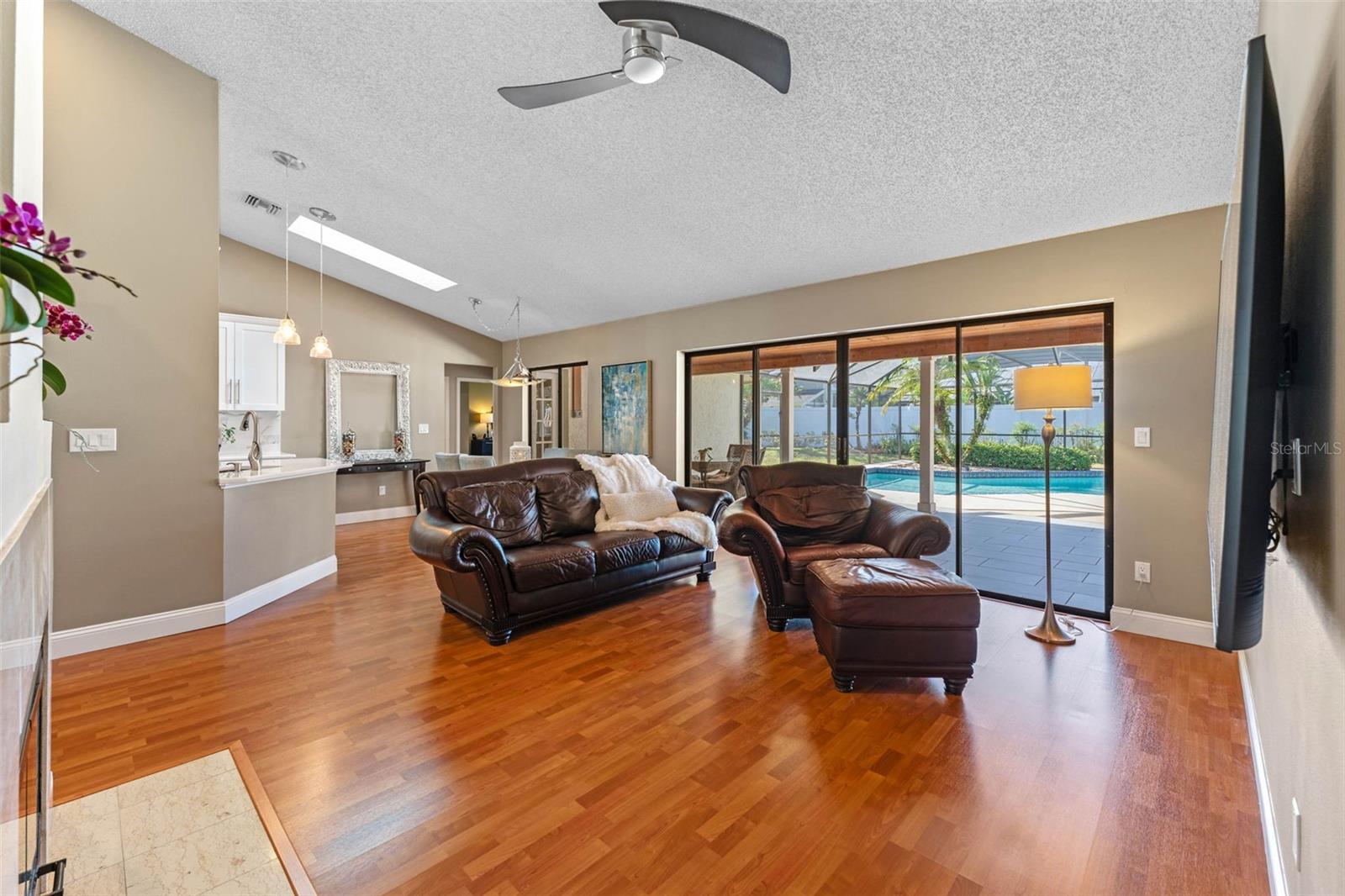 8242 HELENA DR, ORLANDO, FL, 32817