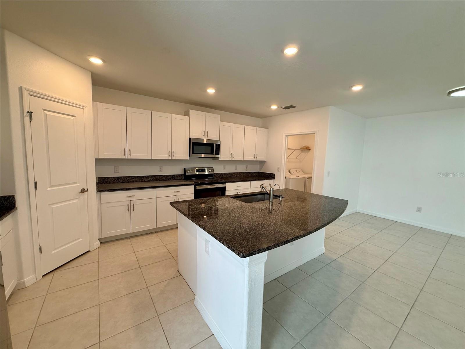 6494 BAR S BAR TRL, ZEPHYRHILLS, FL, 33541