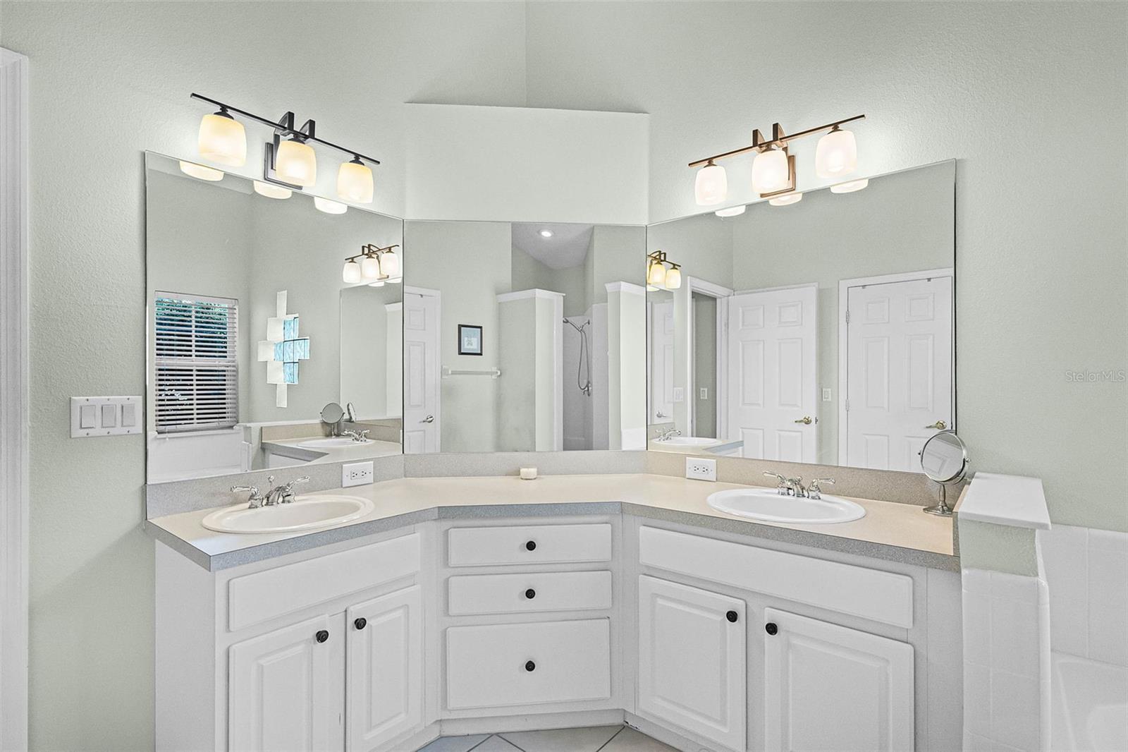 1124 SHADOWBROOK TRL, WINTER SPRINGS, FL, 32708