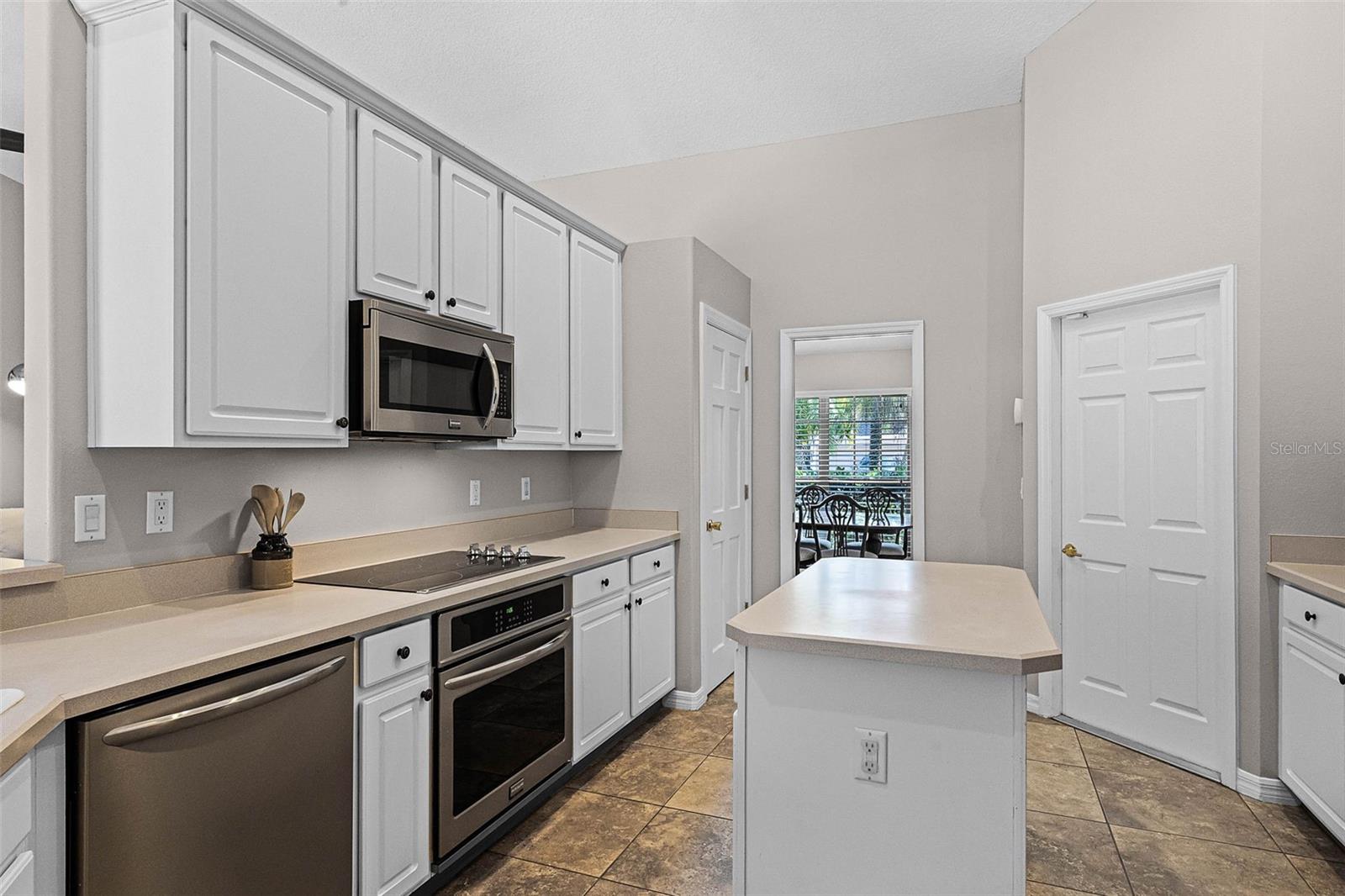 1124 SHADOWBROOK TRL, WINTER SPRINGS, FL, 32708