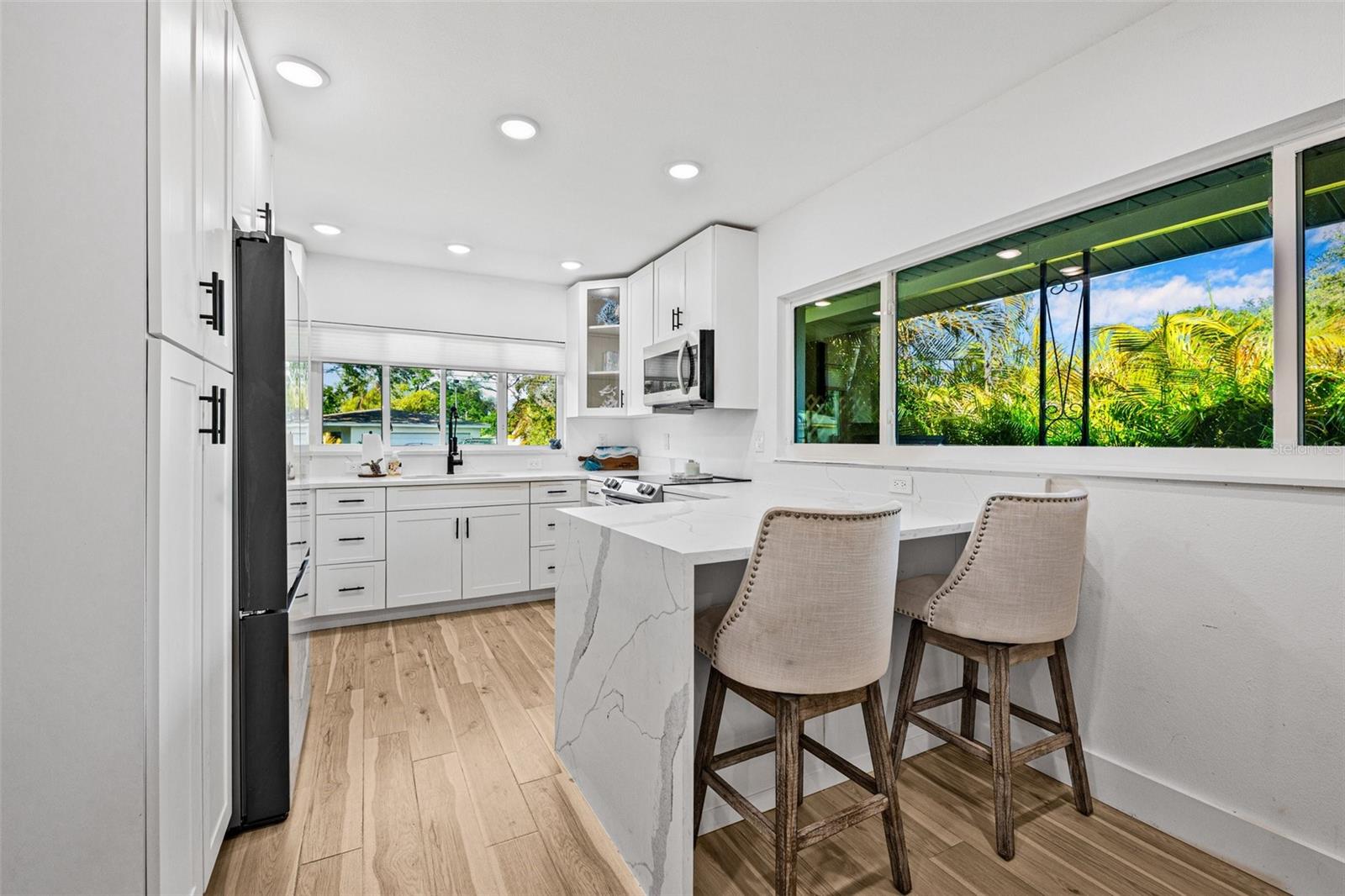 10396 BLOSSOM LAKE DR, SEMINOLE, FL, 33772