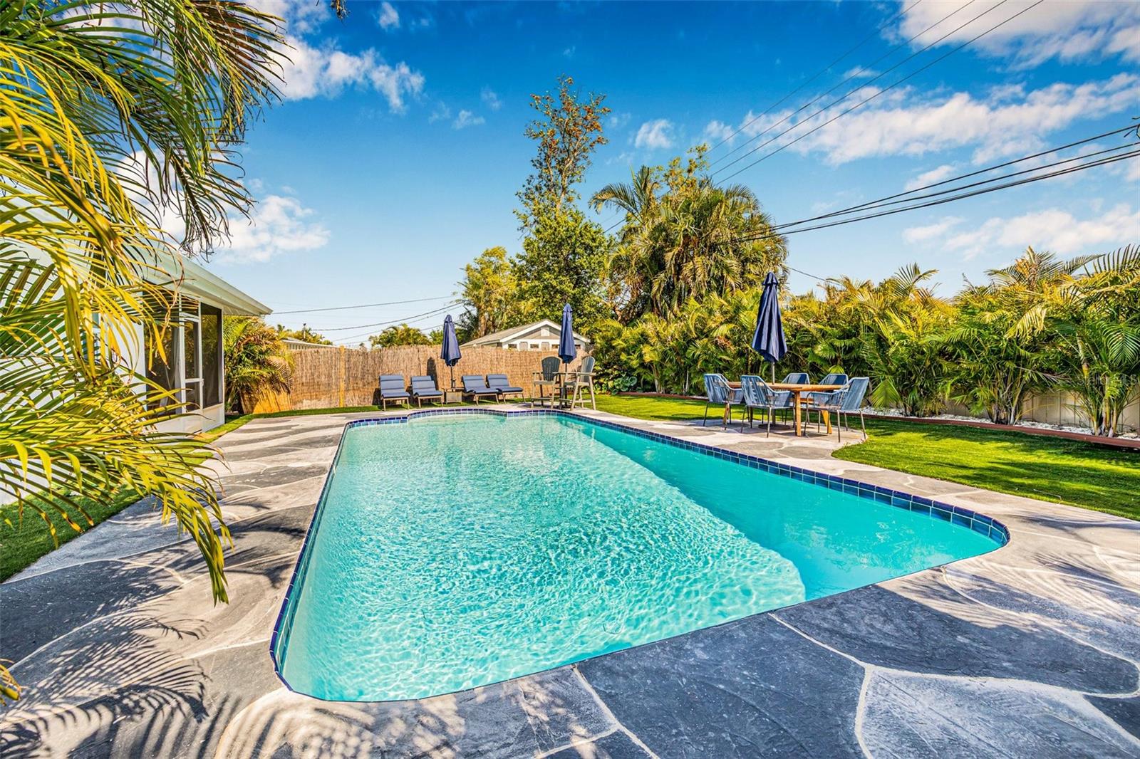 10396 BLOSSOM LAKE DR, SEMINOLE, FL, 33772