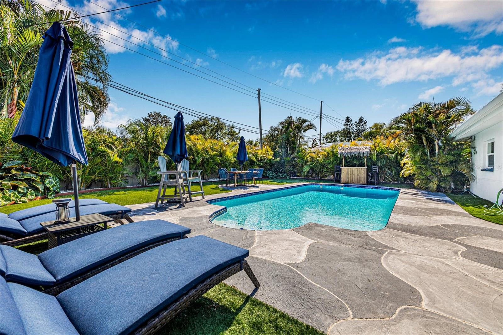 10396 BLOSSOM LAKE DR, SEMINOLE, FL, 33772