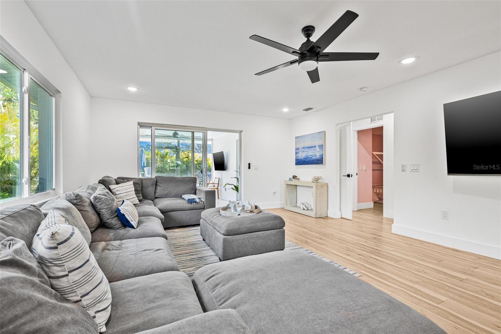 10396 BLOSSOM LAKE DR, SEMINOLE, FL, 33772