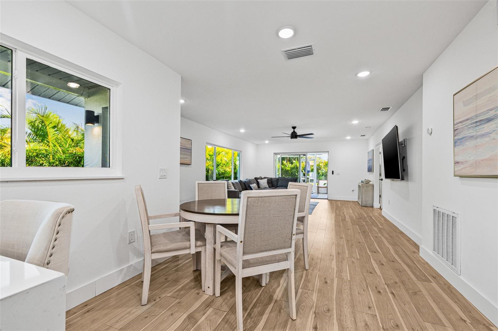 10396 BLOSSOM LAKE DR, SEMINOLE, FL, 33772