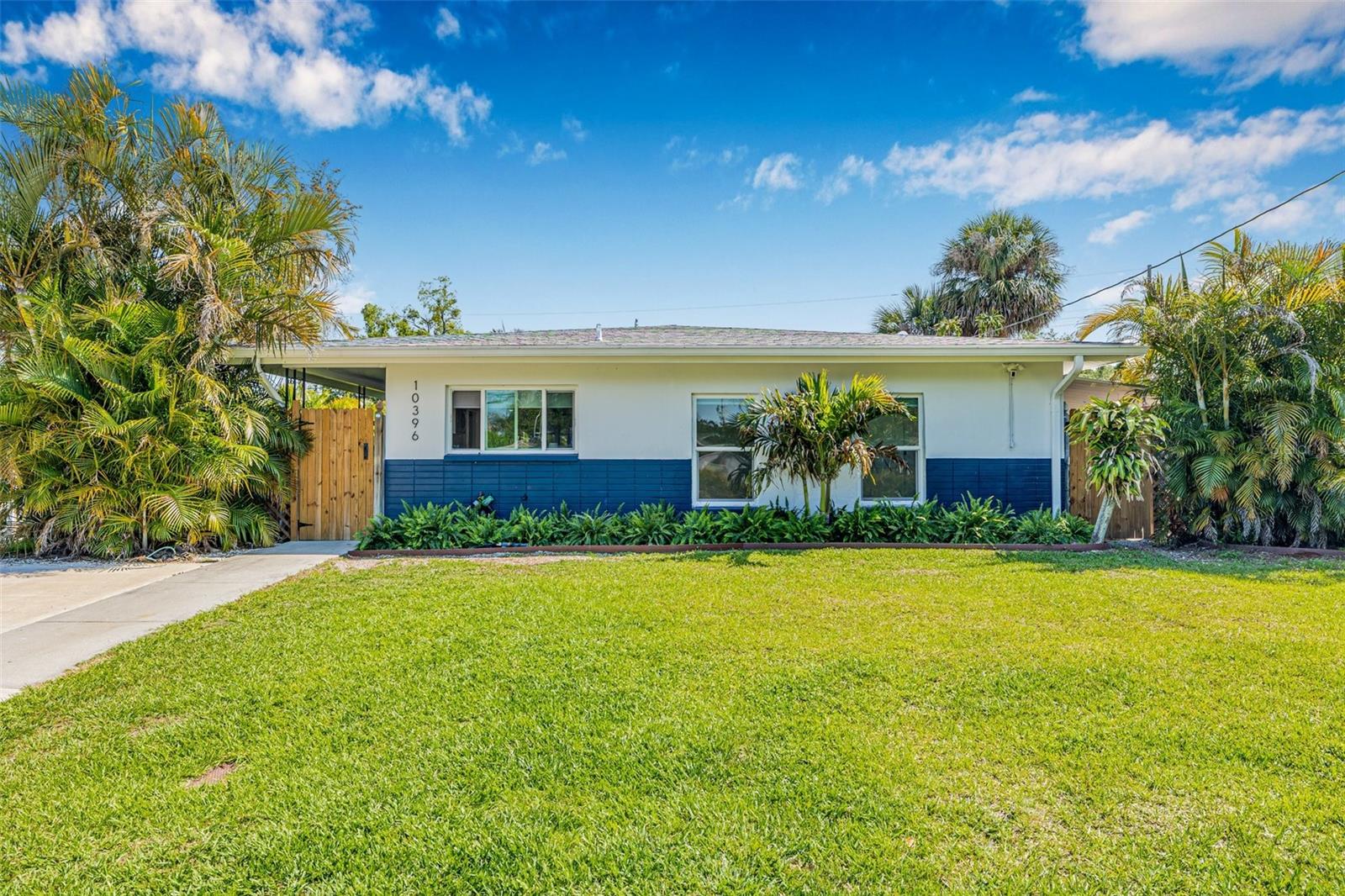 10396 BLOSSOM LAKE DR, SEMINOLE, FL, 33772